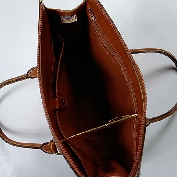 Vintage Dooney Bourke Women Handbag - Picture 9 of 12